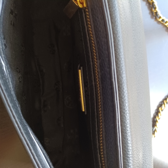 NEW TORY BURCH BLACK LEATHER PURSE - Picture 5 of 7